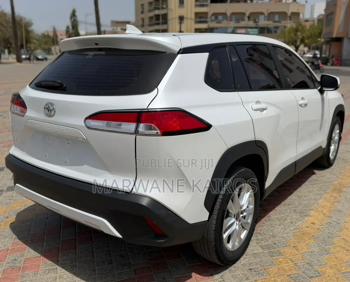 Toyota Corolla Cross 2022 Blanc