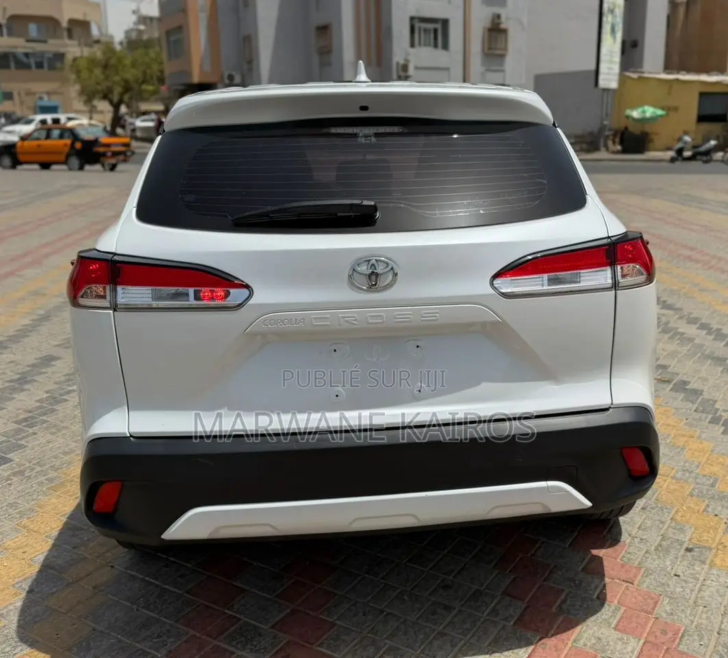 Toyota Corolla Cross 2022 Blanc