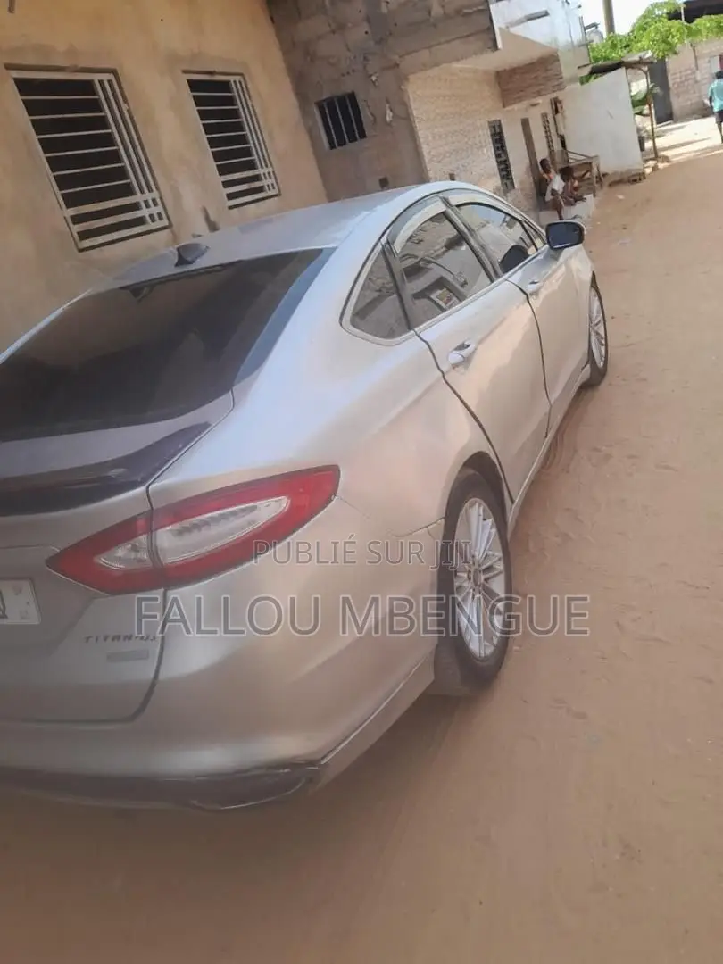 Ford Fusion 2013 Gris