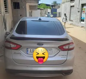 Ford Fusion 2013 Gris