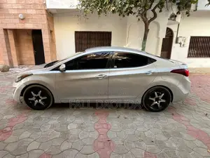 Hyundai Elantra 2016 Gris