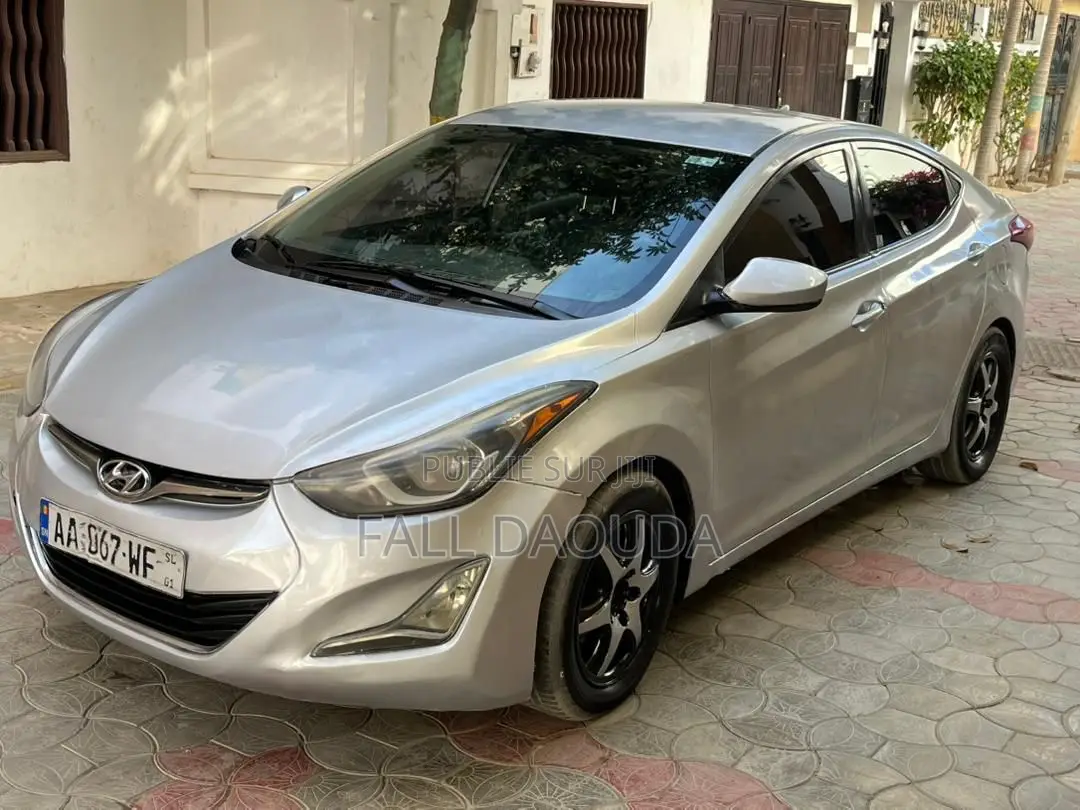 Hyundai Elantra 2016 Gris