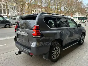 Toyota Land Cruiser Prado 2019 Gris