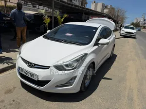 Hyundai Avante 2016 Blanc