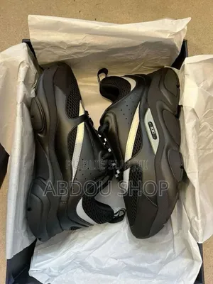 Dior B22 Noire Et Blanc Disponible