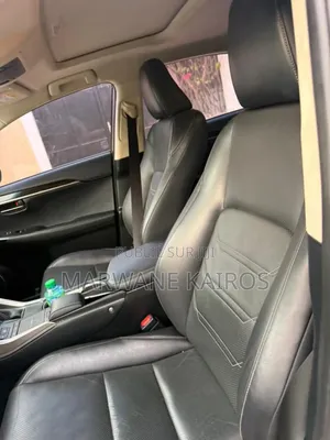 Lexus NX 300h Base 4x4 (2.5L 4cyl 2A) 2017 Blanc