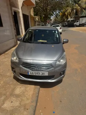 Mitsubishi Mirage GT 2017 Gris