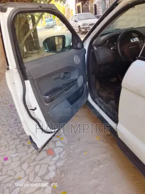 Rover 100 2013 Blanc