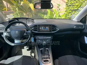 Peugeot 308 2016 Noir