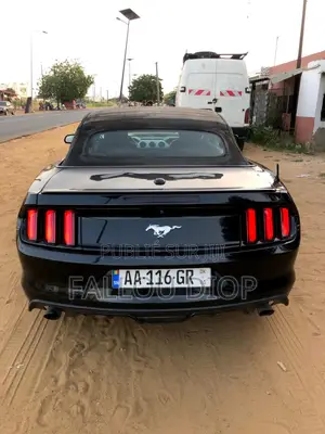 Ford Mustang 2013 Noir