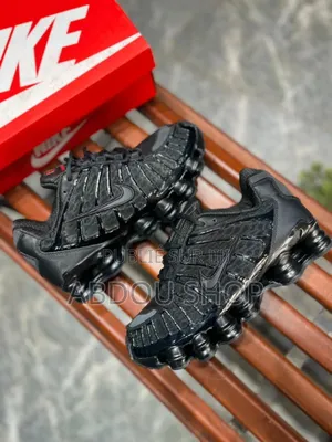 Nike Shox 4 Full Black Disponible