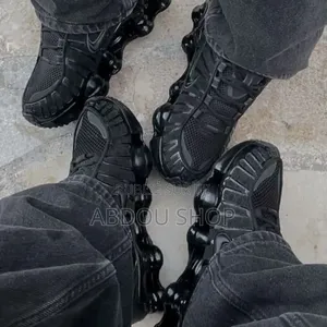 Nike Shox 4 Full Black Disponible