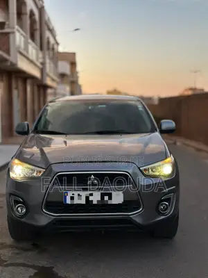 Mitsubishi Outlander 2016 Gris