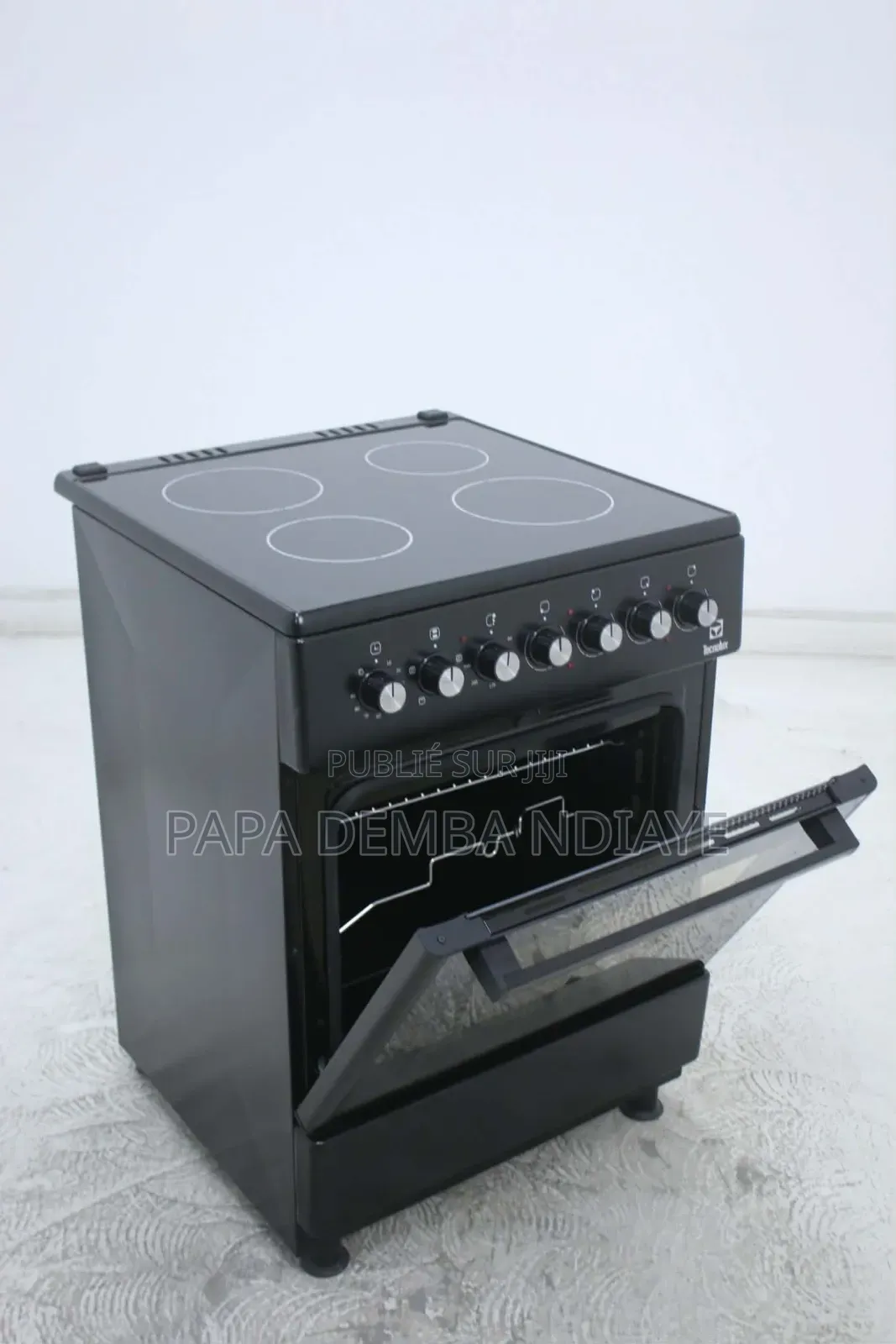 Cuisinière Technolux 4 Feux 60x60 Induction Noir