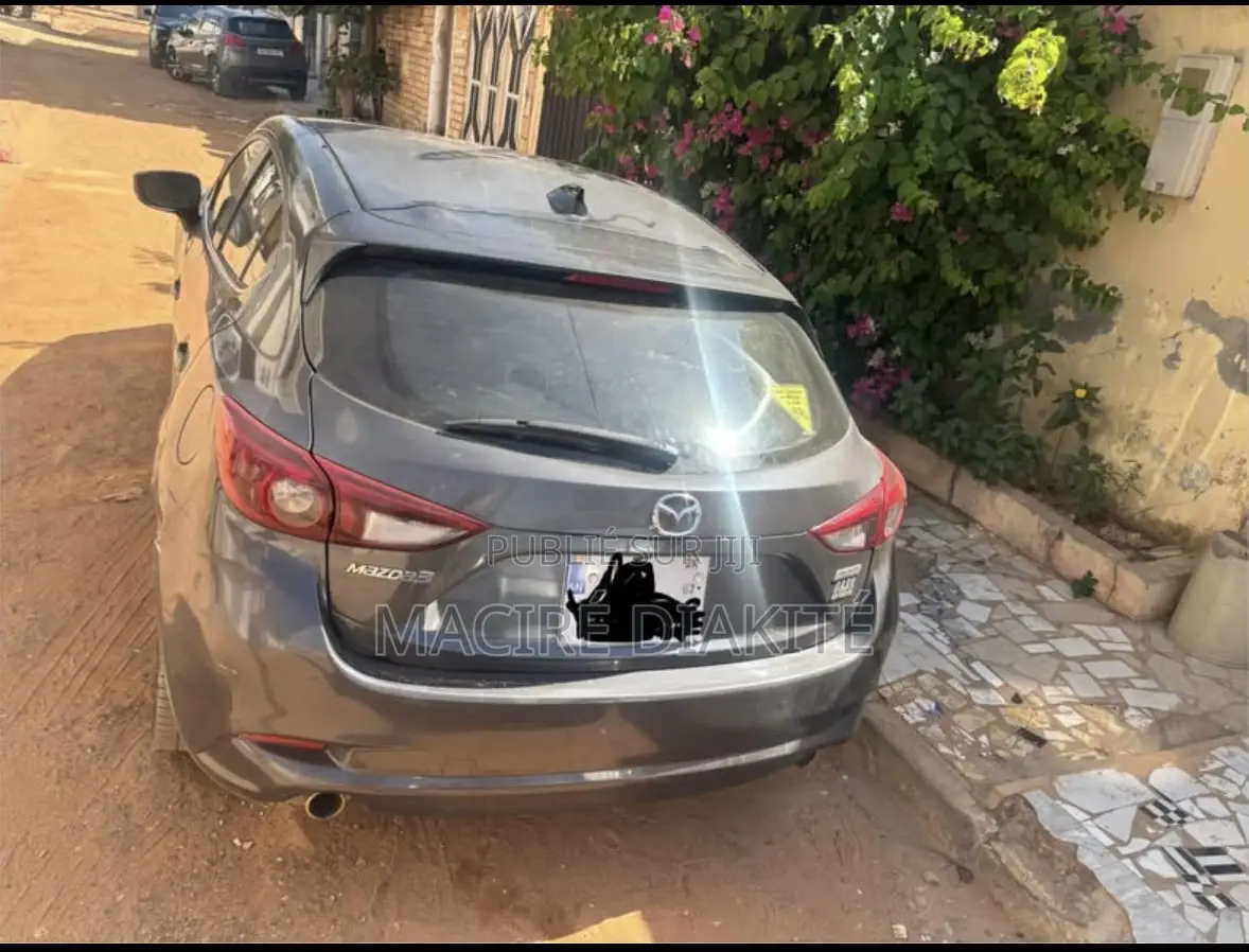 Mazda 3 2017 Gris