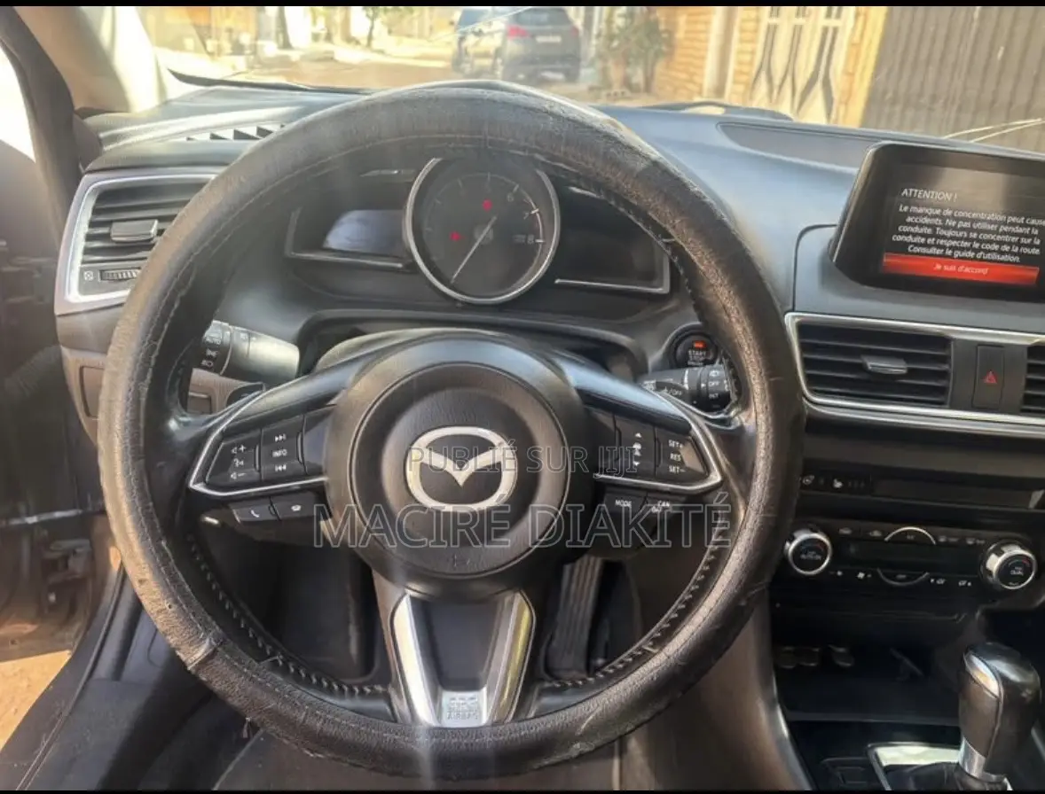 Mazda 3 2017 Gris