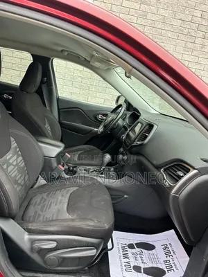 Jeep Cherokee Latitude 4x4 2019 Rouge