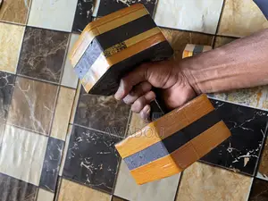 Halter 6kg À 10.000f La Paire. Livraison Gratuite À Dakar.