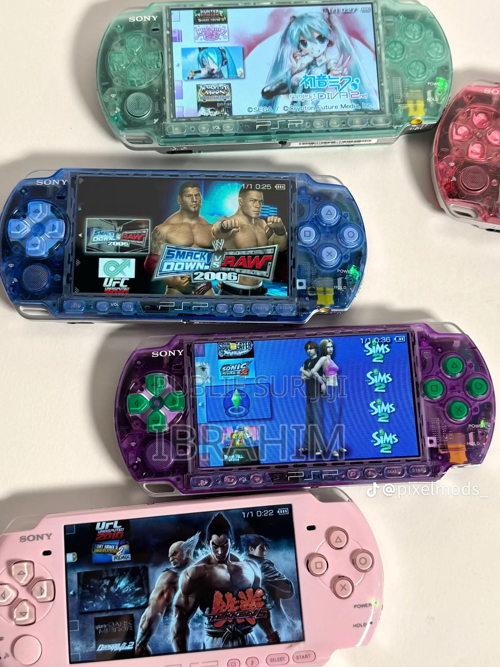 PSP Slim 2026 Édition Limitée 20 Jeux Neuf