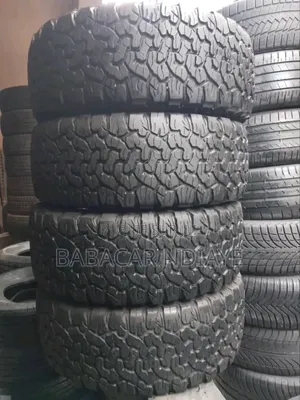 Des Pneus Neufs/ Venant