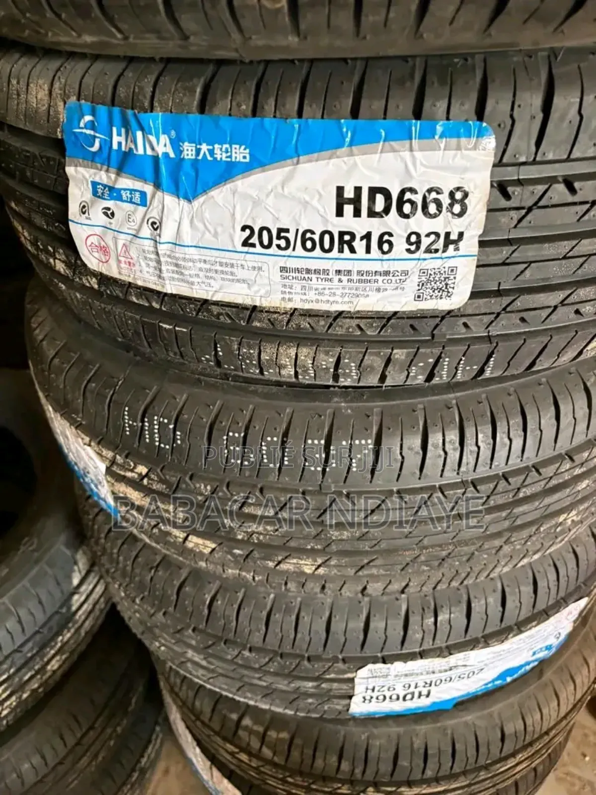 Des Pneus Neufs/ Venant