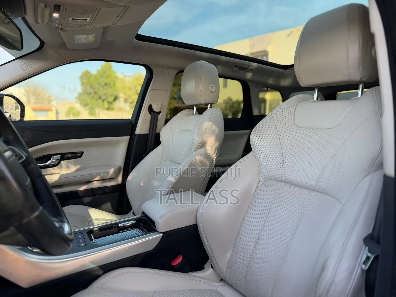 Land Rover Range Rover Evoque HSE 5dr 4x4 (2.0L 4cyl 9A) 2016 Blanc