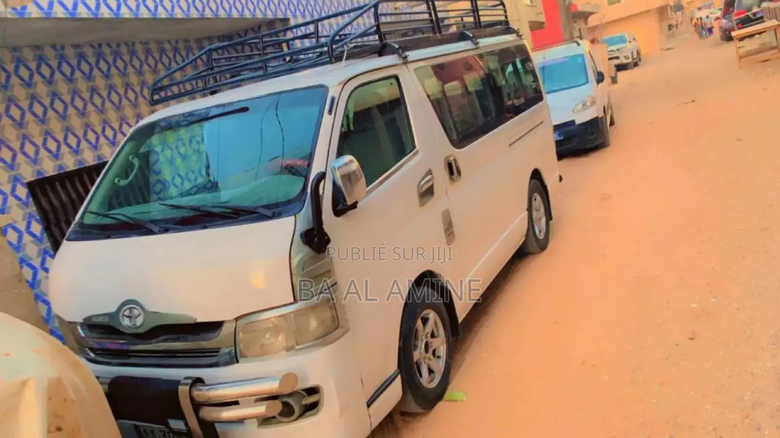 Toyota HiAce 2015 Blanc