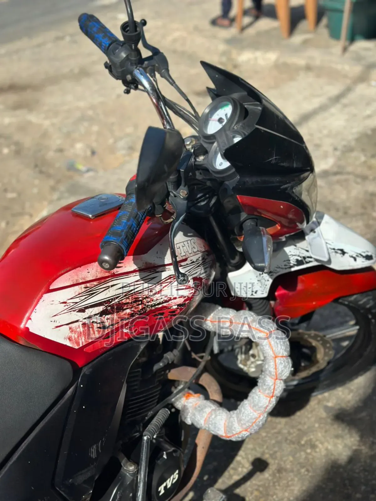 TVS Autre 2023 Rouge