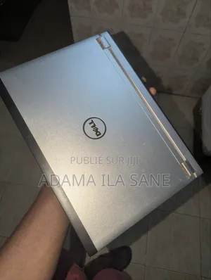 Ordinateur portable Dell Latitude 3330 6GB Intel Core i3 HDD 256GB