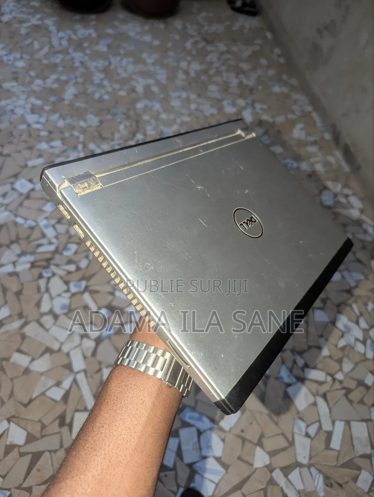 Ordinateur portable Dell Latitude 3330 6GB Intel Core i3 HDD 256GB