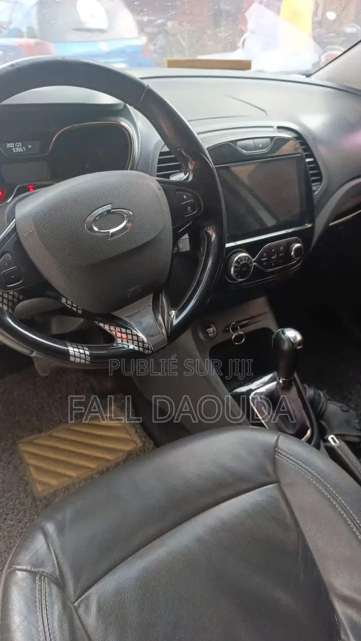 Renault Samsung QM3 1.5 Diesel FWD 2016 Beige