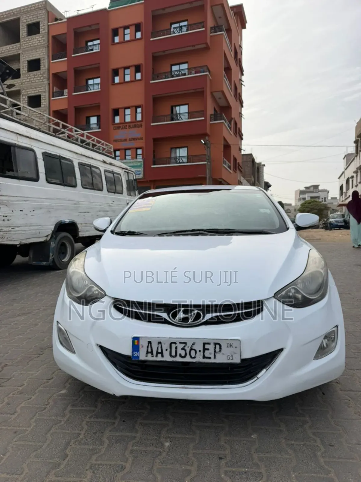 Hyundai Avante 2013 Blanc