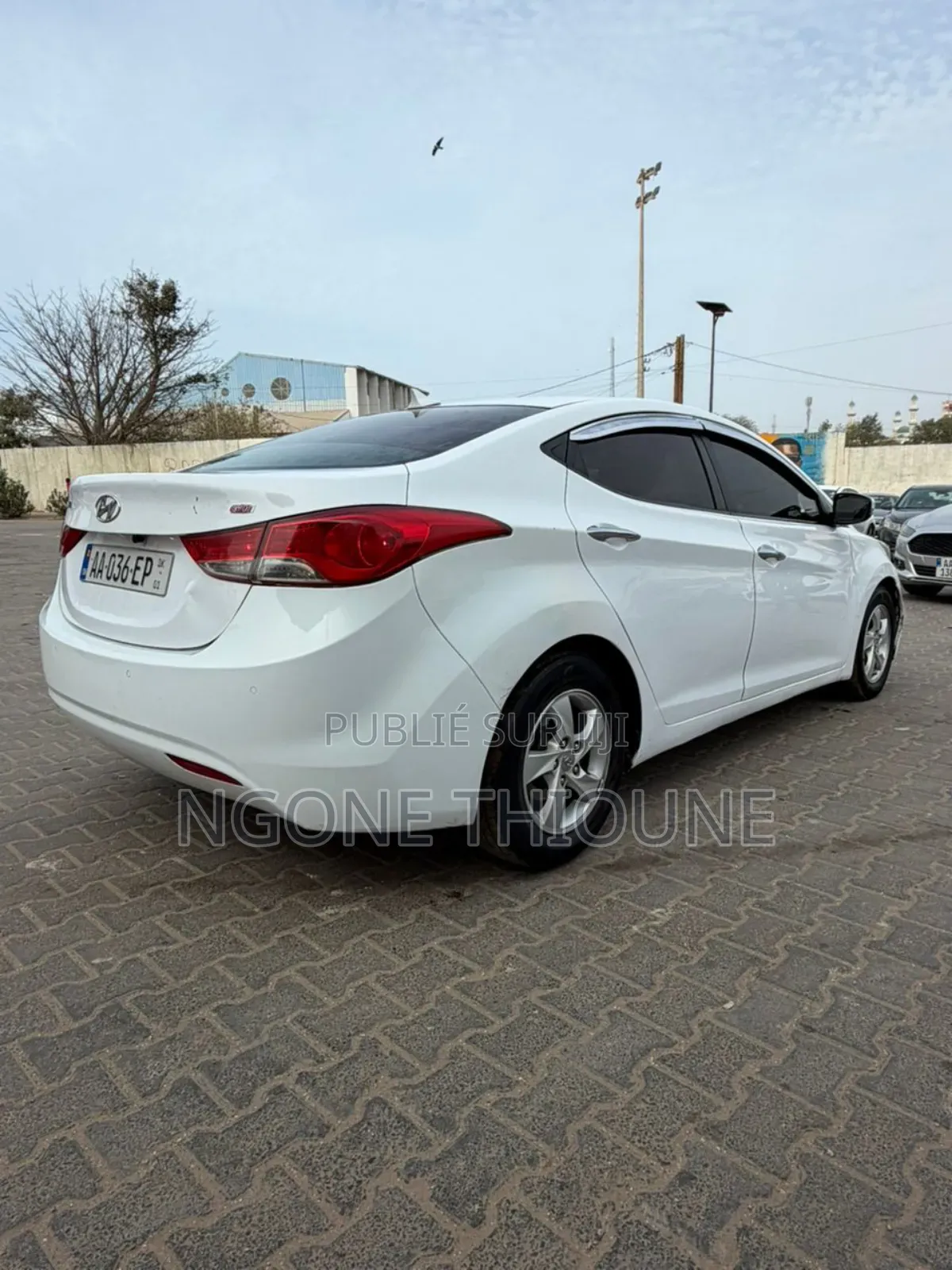 Hyundai Avante 2013 Blanc