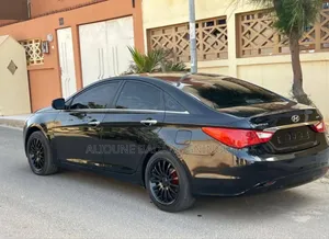 Hyundai Sonata Limited 2.0T Sedan (2.0L 4cyl 6A) 2013 Noir