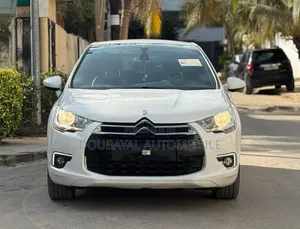 Citroen DS 4 2015 Blanc