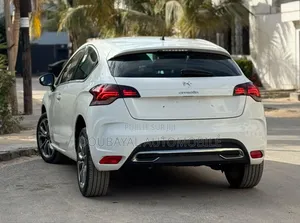 Citroen DS 4 2015 Blanc