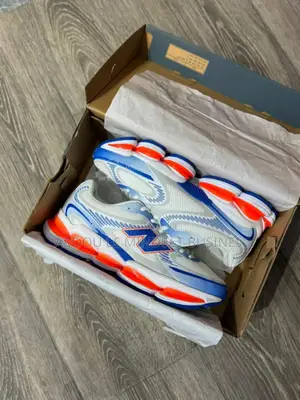 New Balance 2000 Disponible