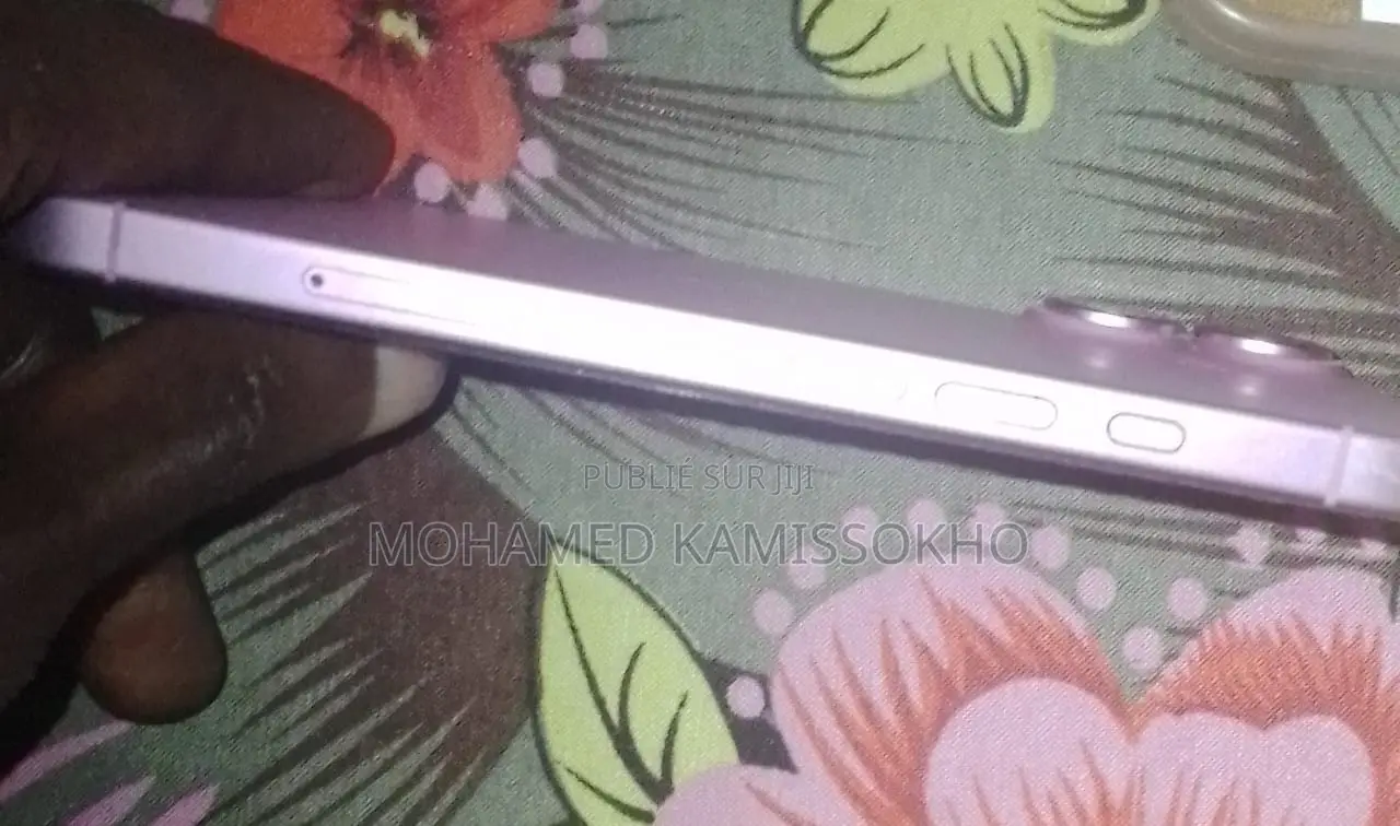 Apple iPhone 16 128 GB Rose