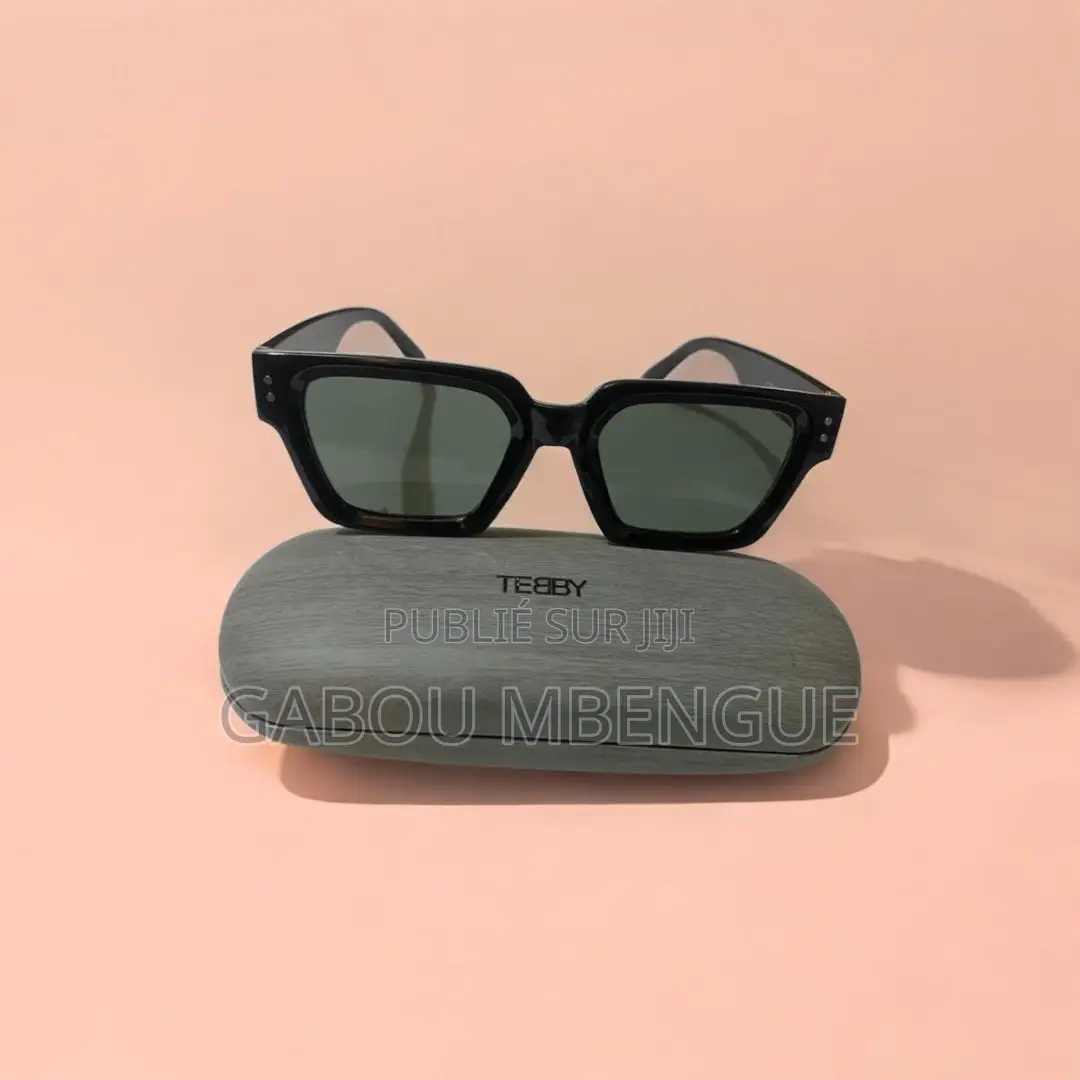 Des Lunettes De Soleil Et Photogray De Qualité