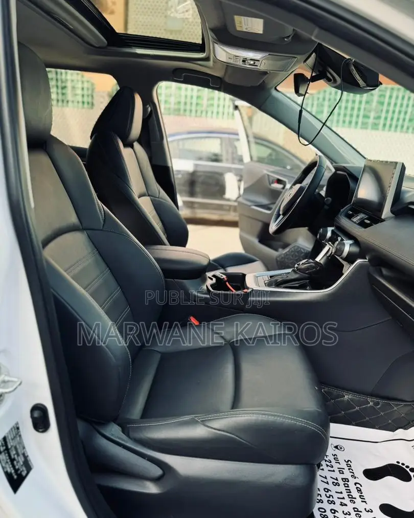 Toyota RAV4 Hybrid 2022 Blanc