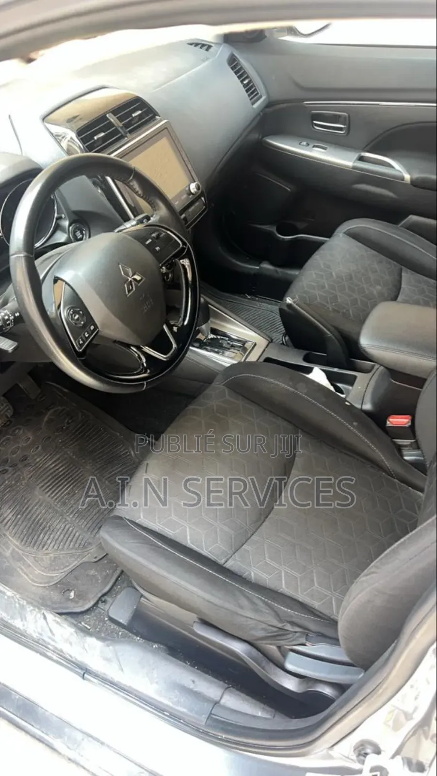 Mitsubishi Outlander 2020 Gris