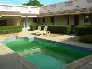 Meublé 3chbre Villa dans Sindia à Vendre