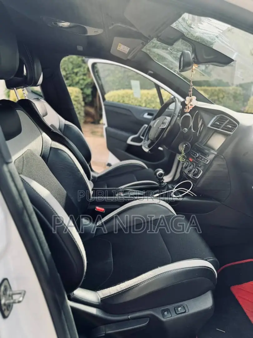 Citroen DS 4 2015 Blanc