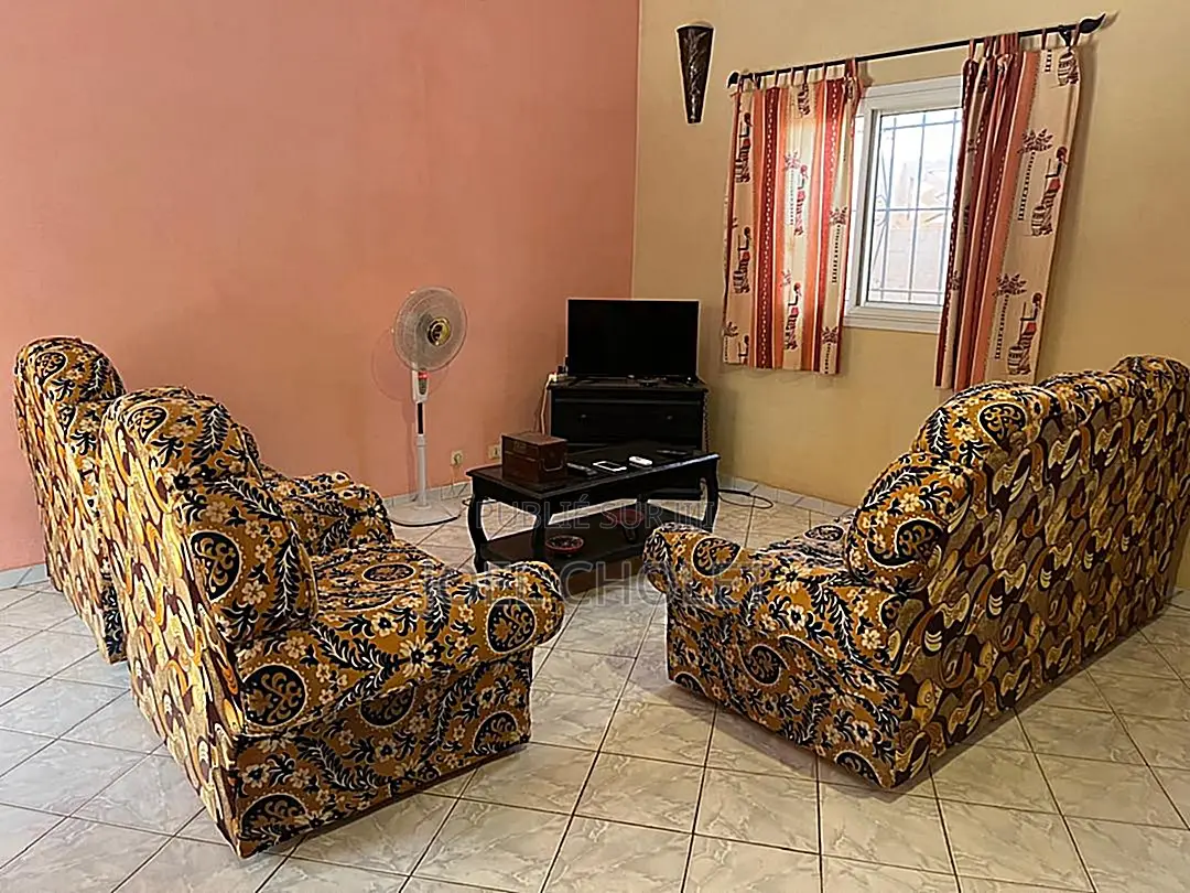 Meublé 3chbre Villa dans Sindia à Vendre