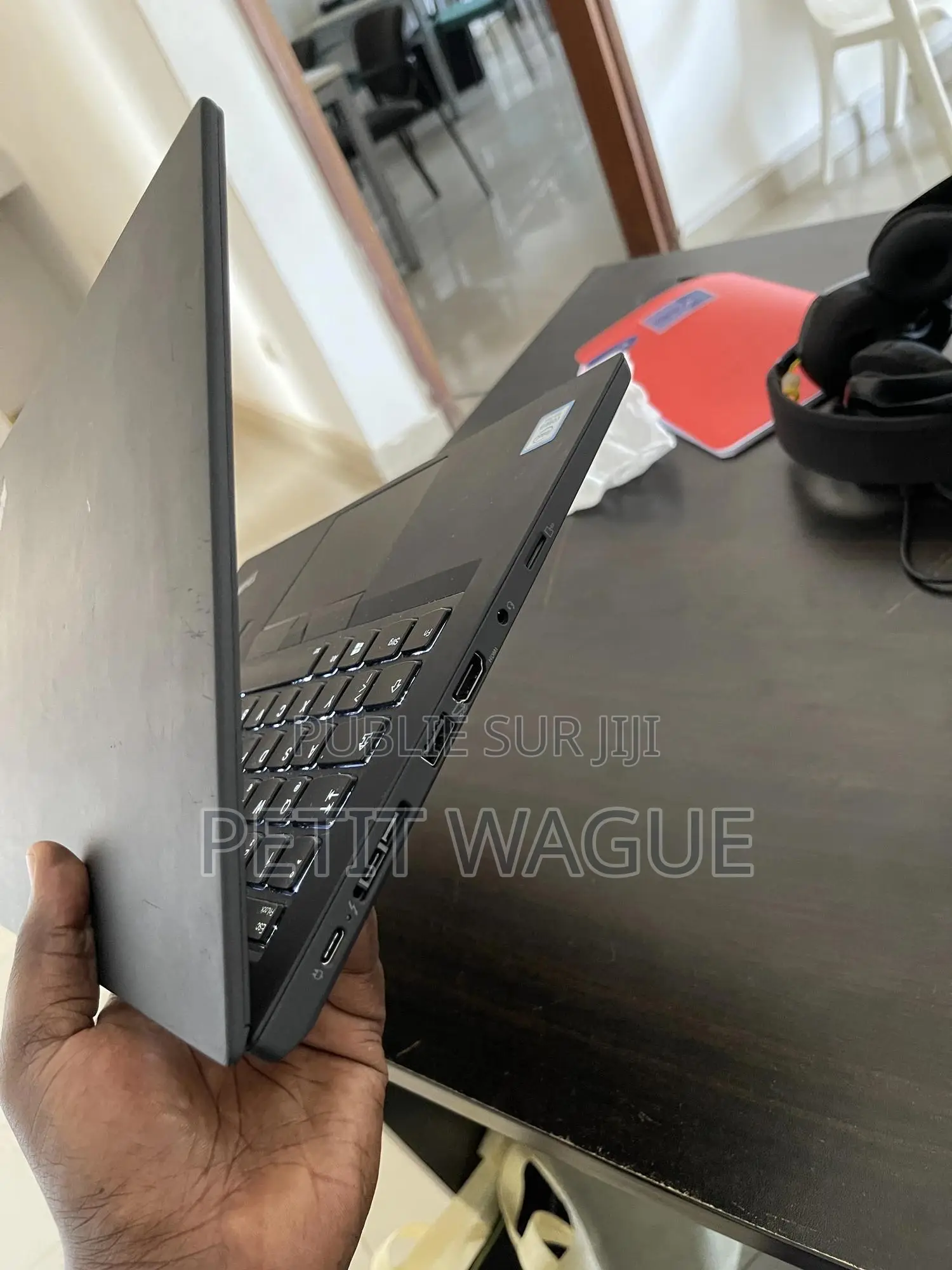 Ordinateur portable Lenovo Thinkpad T490s 8GB Intel Core i5 SSD 500GB