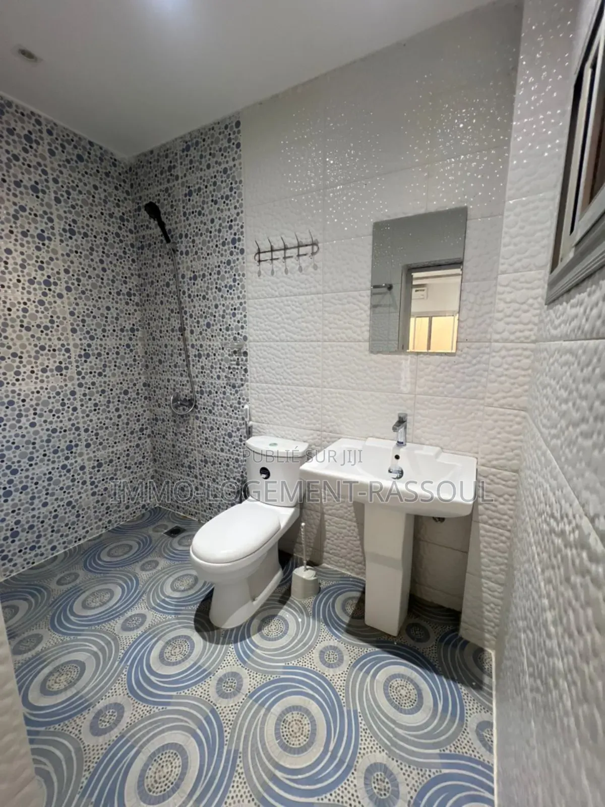 3chbre Appartement dans , Ouakam à Louer