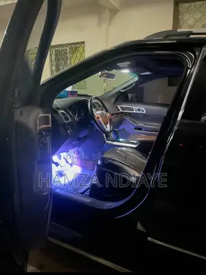 Ford Explorer 2014 Gris