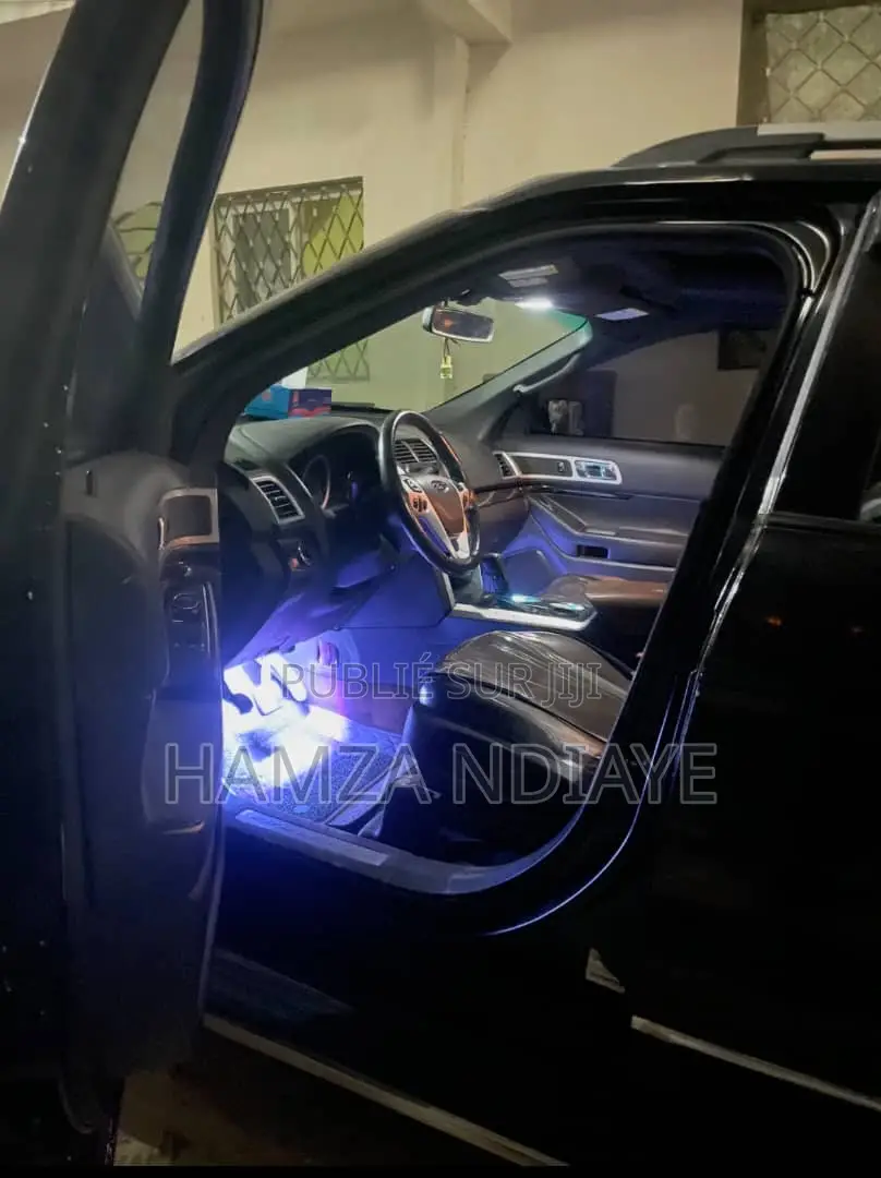 Ford Explorer 2014 Gris