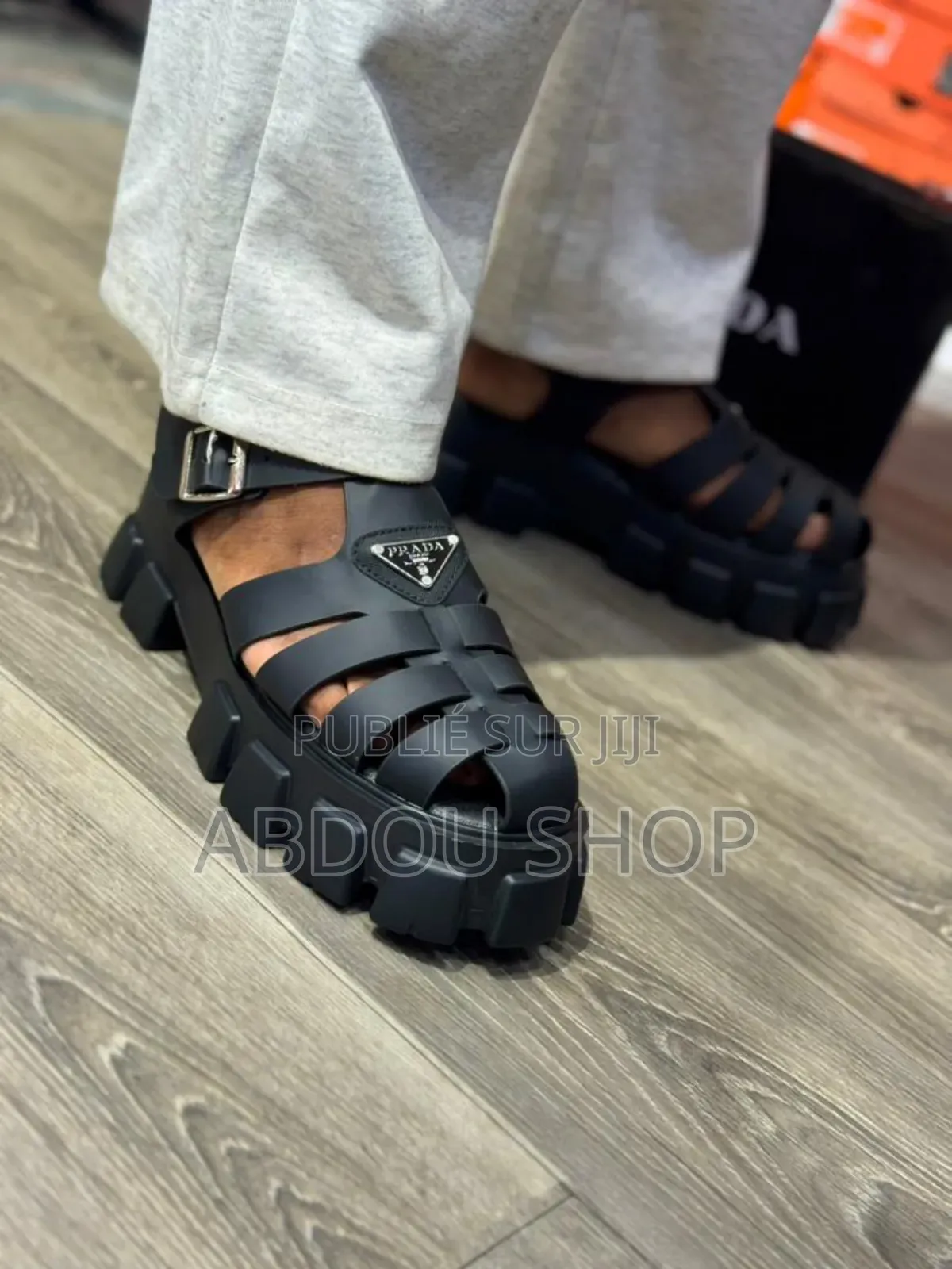 Prada Spartiates Monolithe Dos