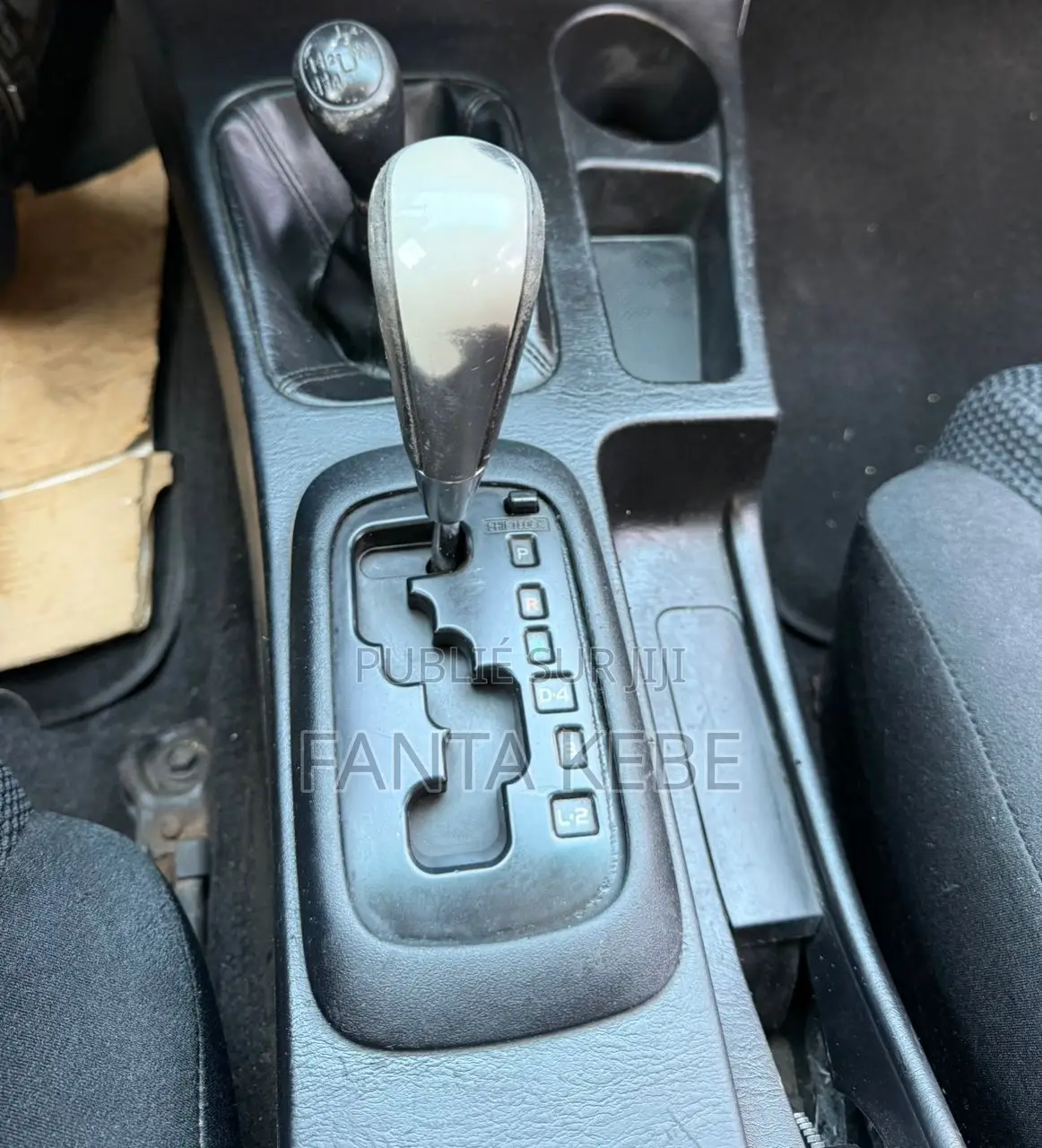 Toyota Hilux SR 4x4 2017 Noir Mat